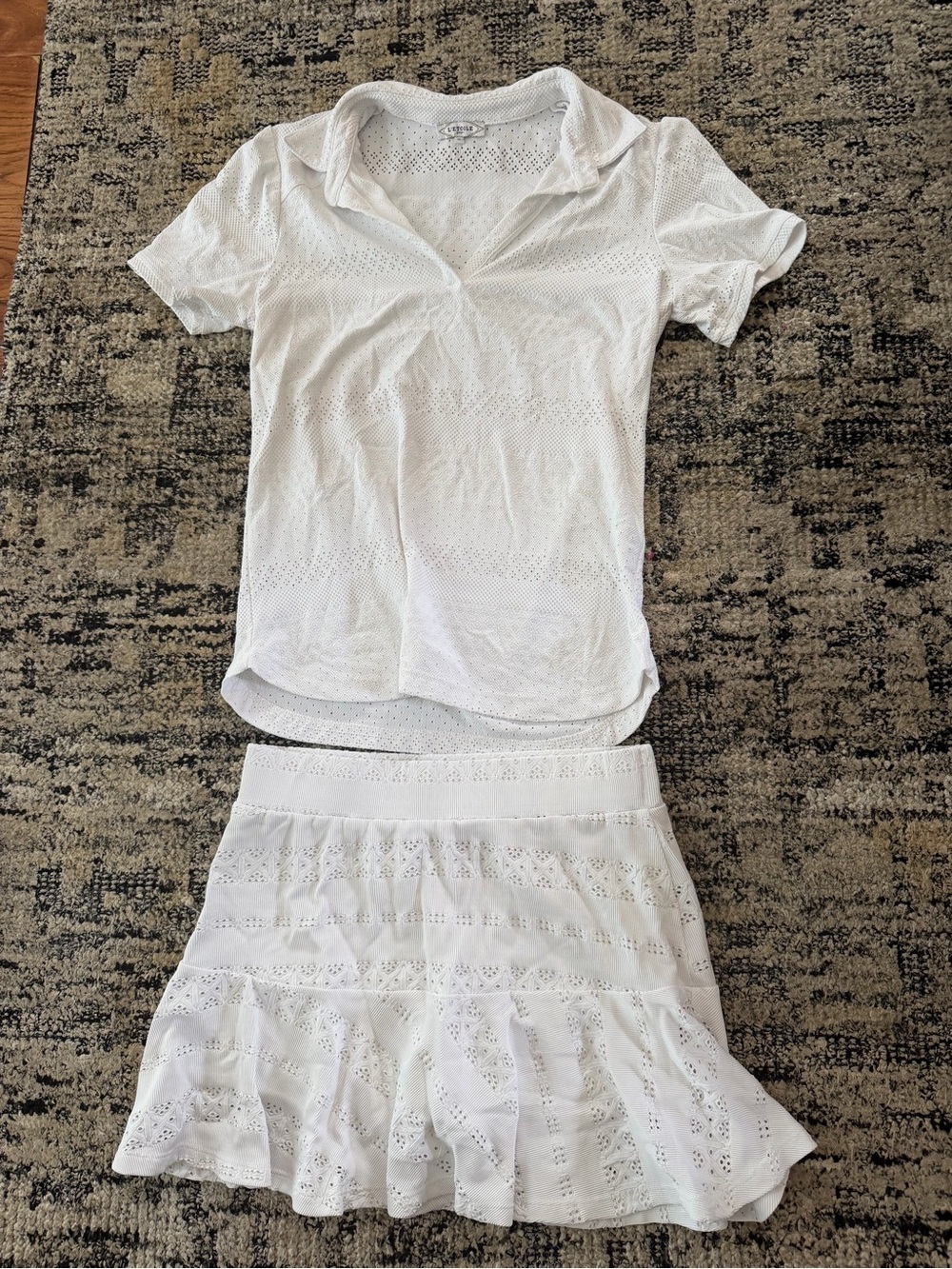 L’ETOILE sport Women’s White Eyelet Ruffle Skirt & Tshirt
